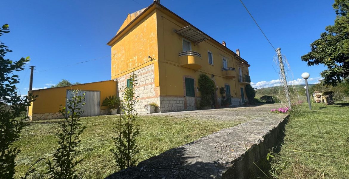 Immagine WhatsApp 2025-04-23 ore 08.59.12_d3a3706b