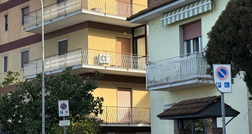 Locale pluriuso