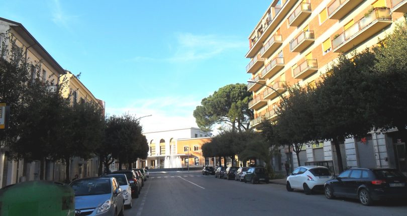 Locale commerciale Viale Principe di Napoli