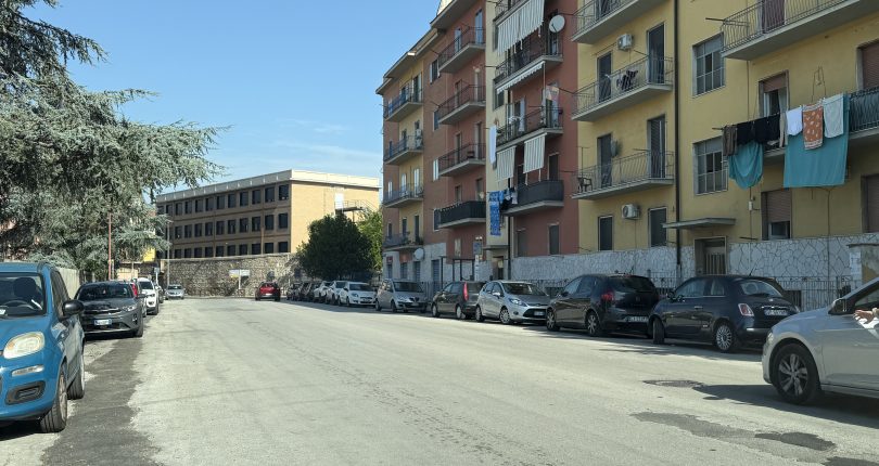 Locale commerciale Viale dell’Università